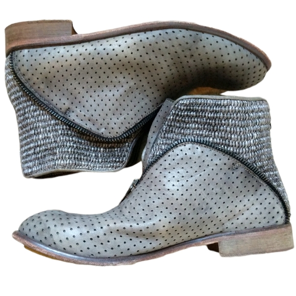 JP David Slip On Italian Leather Booties 39 - Picture 3 of 7